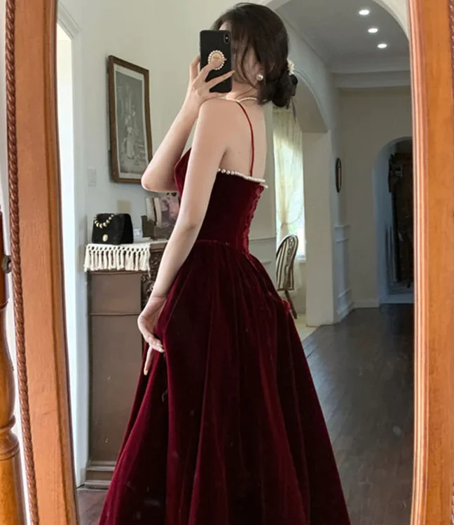 Robe de bal longue en velours bordeaux, Simple, bretelles, perles, bordeaux, B739