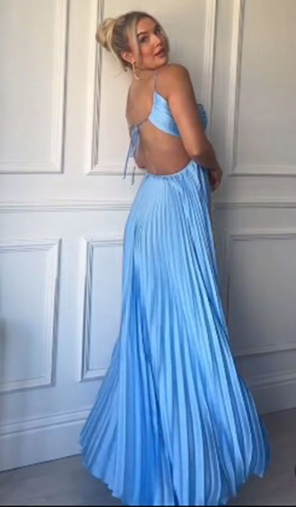 Robe de soirée longue simple à col licou en A bleu sans manches BD2541