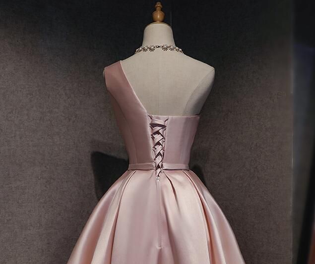 Robe de soirée en Satin rose, asymétrique épaule dénudée, tenue de soirée, tenue d'anniversaire, C1103