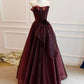 Robe de bal longue vintage en organza bordeaux coupe A C1146