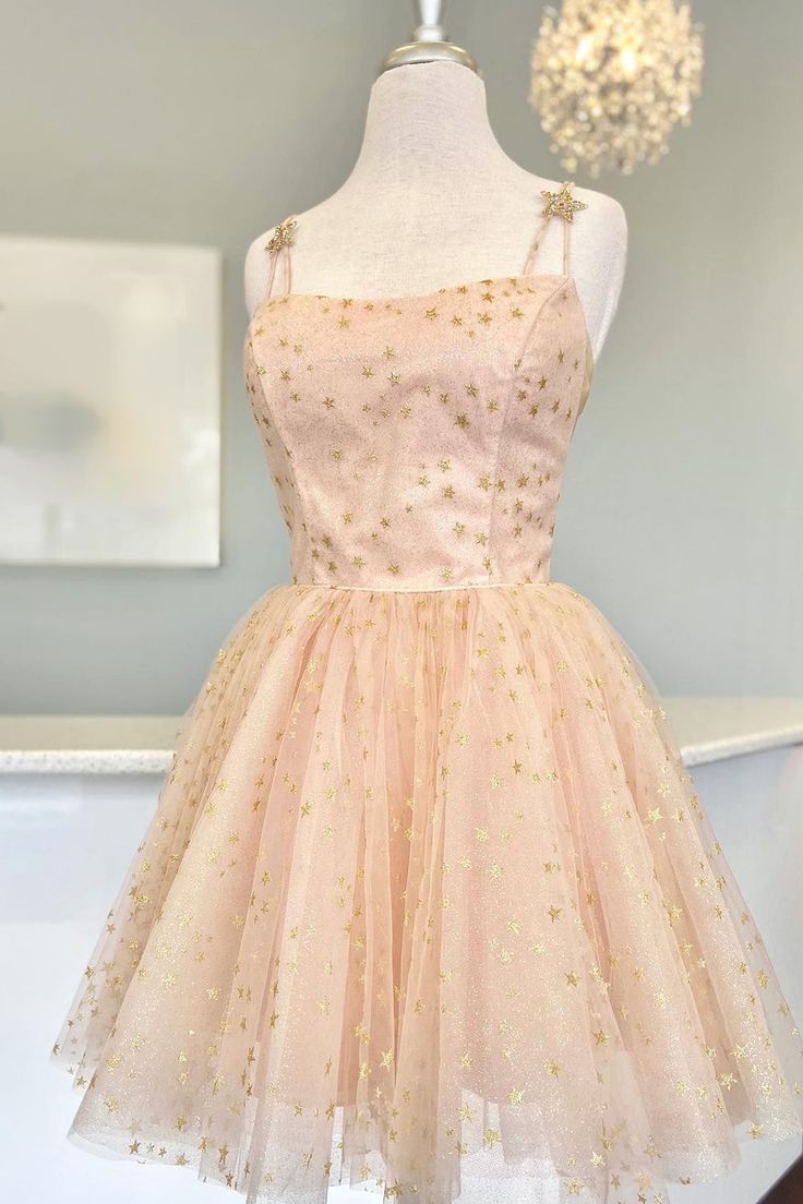 Robe de soirée en tulle rose à bretelles avec étoiles dorées C1197