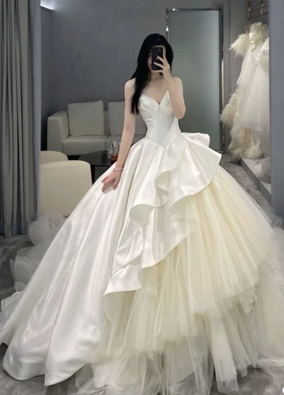 Luxury Ball Gown Spaghetti Straps White Long Satin Wedding Dresses Brides Gown C1255