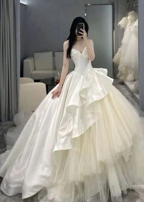 Luxury Ball Gown Spaghetti Straps White Long Satin Wedding Dresses Brides Gown C1255