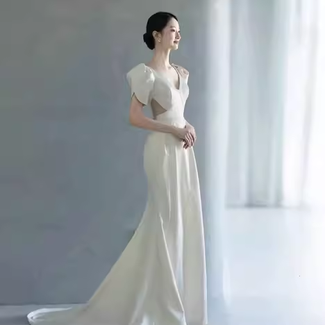 Simple Mermaid V neckline Short Sleeves White Satin Wedding Dresses C144