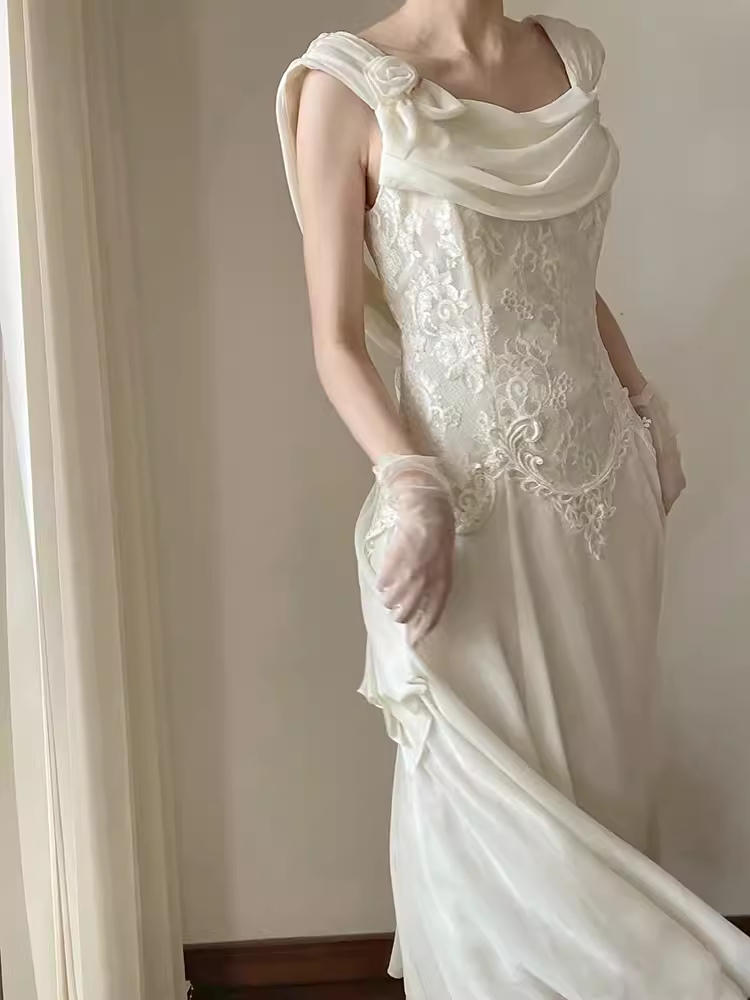 Chic A Line Chiffon Lace White Wedding Dresses C1474