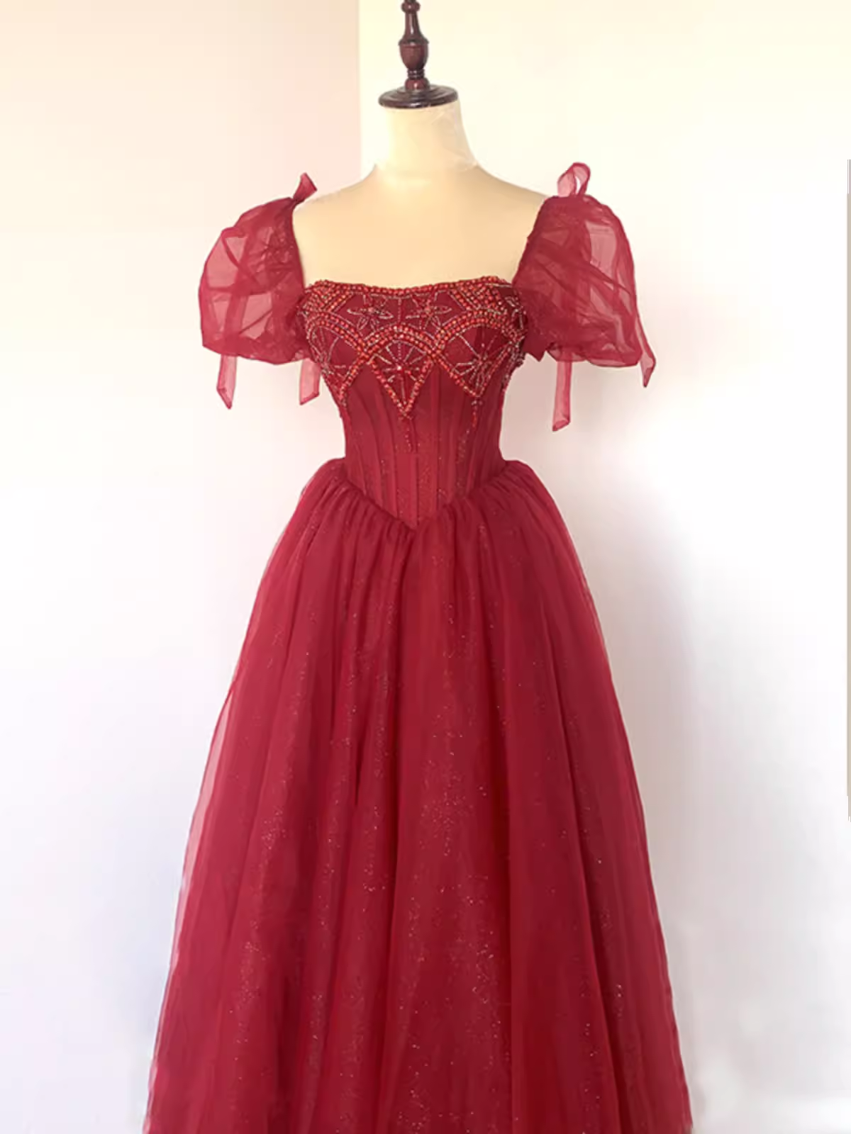 Pretty A Line Square Neckline Tulle Burgundy Beads Long Prom Dresses C1512