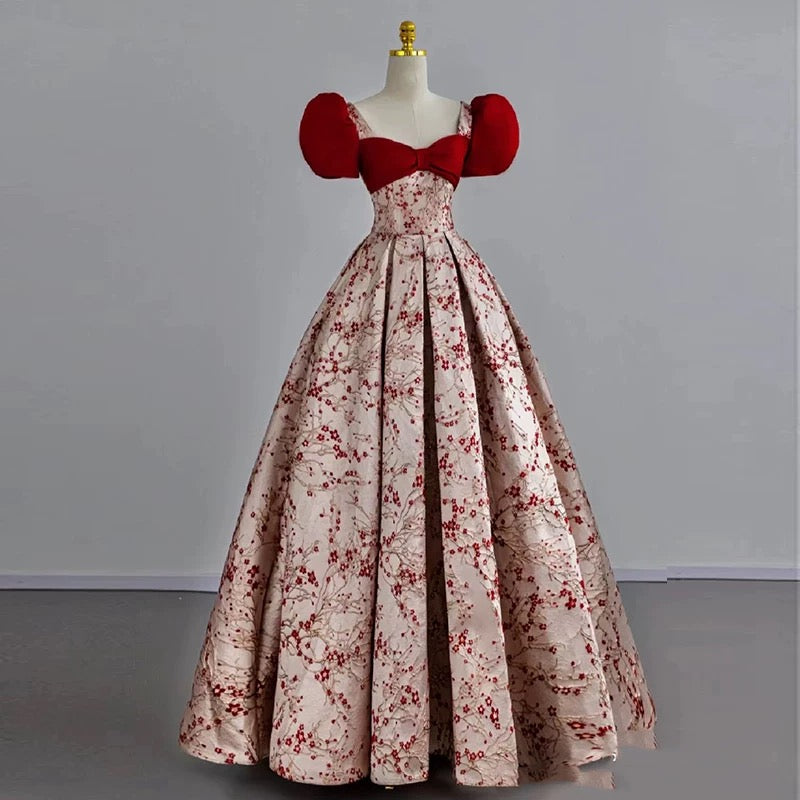 Robe de bal élégante à manches bouffantes en satin rouge longue robe de bal C1643