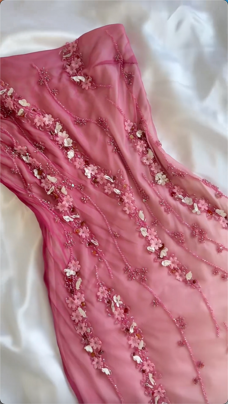 Robe de soirée longue fourreau modeste à une épaule en mousseline de soie rose ombré avec fleurs et perles C1764