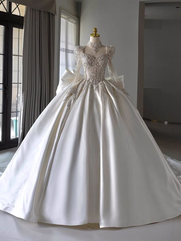 Chic Ball Gown Sweetheart White Long Sleeves Satin Wedding Dresses With Beads Bow C1809