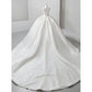 Dreamy Ball Gown Sweetheart Sleeveless White Lace Wedding Dresses With Beads C1817