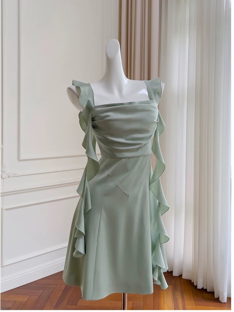 Robe de soirée courte à bretelles spaghetti en ligne A, vert sauge, robe de cocktail à volants C1826