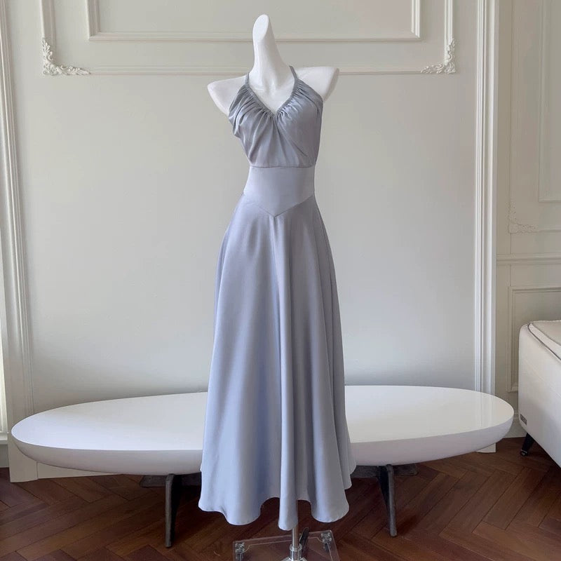 Robe de soirée simple en ligne A avec licou et robe de bal grise C1837