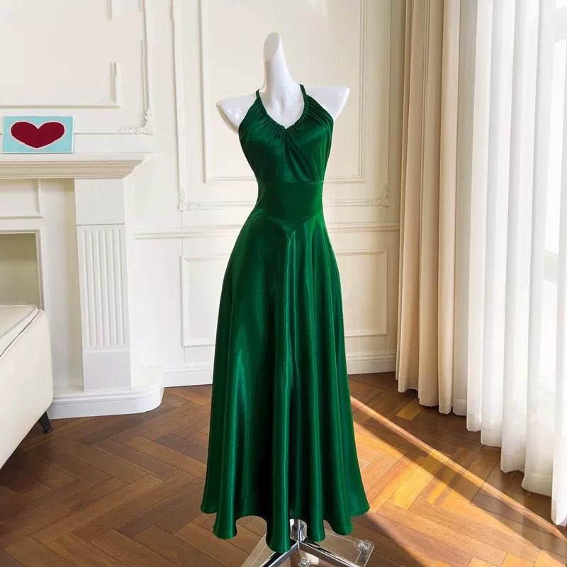 Robe de bal sexy en satin vert sans manches avec licou et ligne A C1870