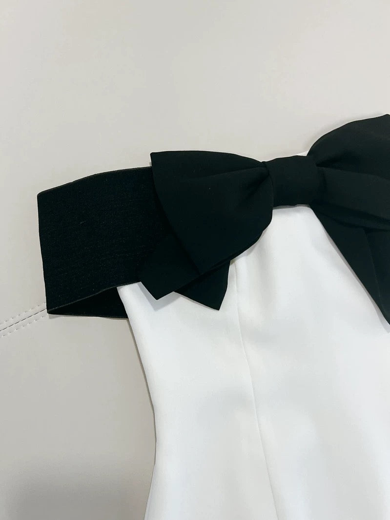 Cute Sheath Off The Shoulder Black Bowknot White Short Homecoming Dress Birthday Dresses C1880