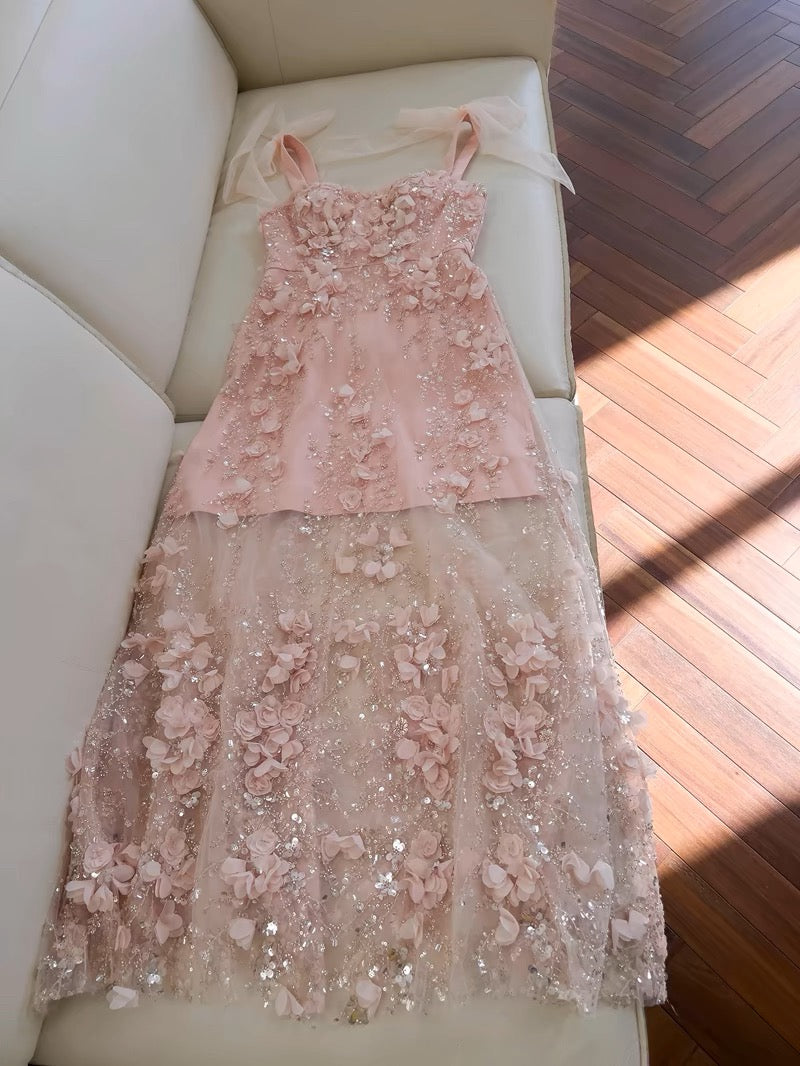 Robe de bal longue en tulle rose blush à bretelles trapèze sans manches C1896