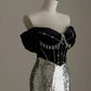 Robe de soirée longue élégante à épaules dénudées et paillettes C1948