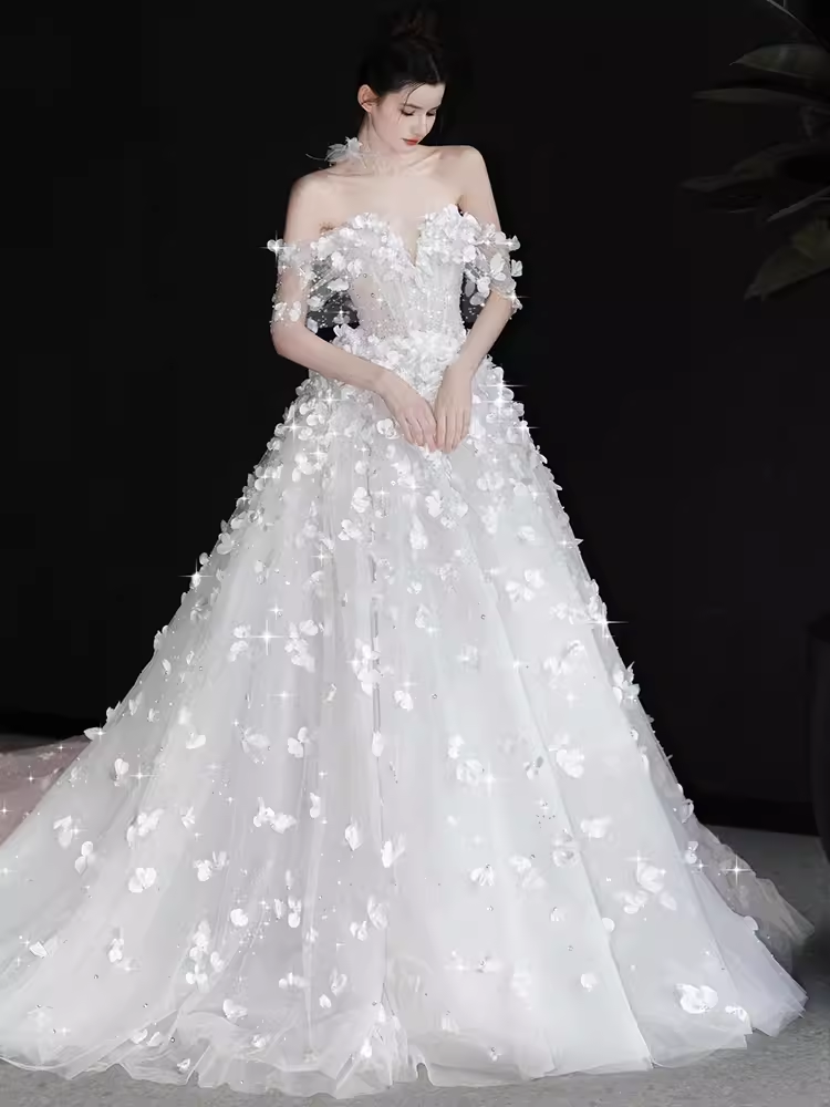 Princess Ball Gown Off The Shoulder Tulle Flowers Long Wedding Dresses C200