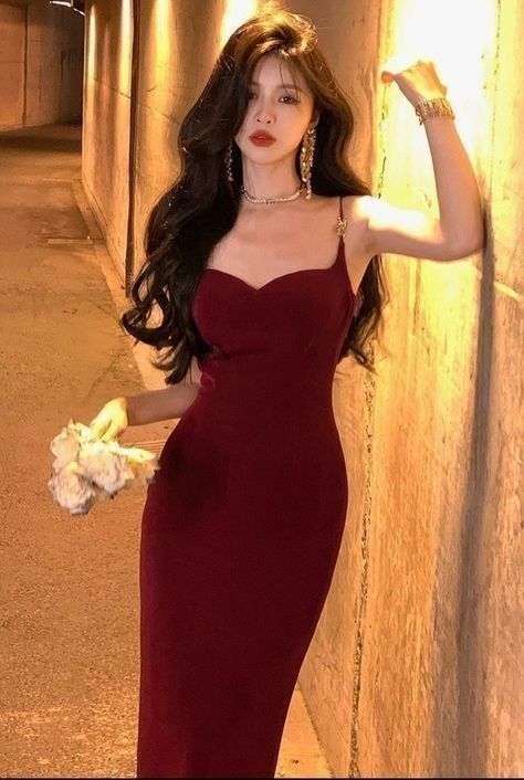 Robe de soirée longue en velours bordeaux à bretelles sirène sexy C2132