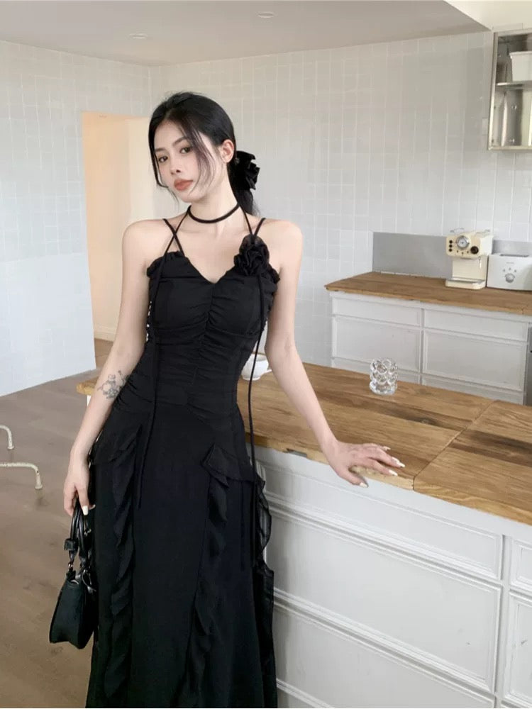 Robe de soirée longue noire à bretelles spaghetti en mousseline de soie sans manches C2163