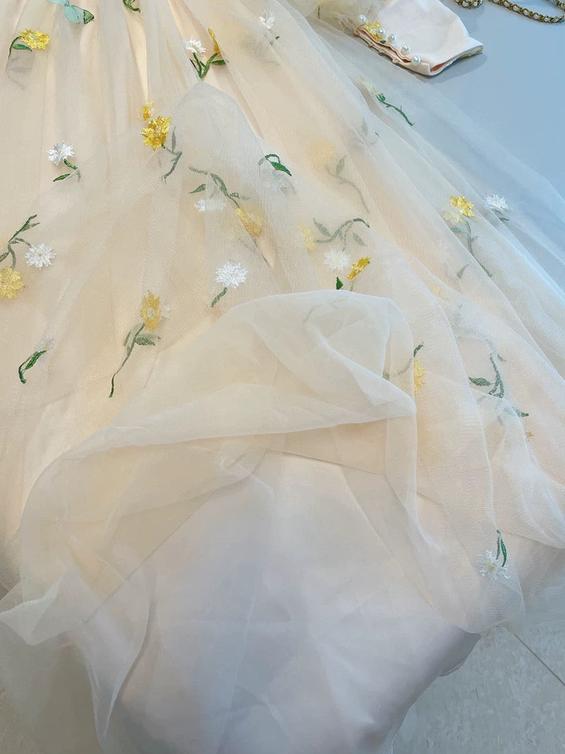 Robe de soirée élégante en dentelle florale jaune à décolleté carré et ligne A C2187