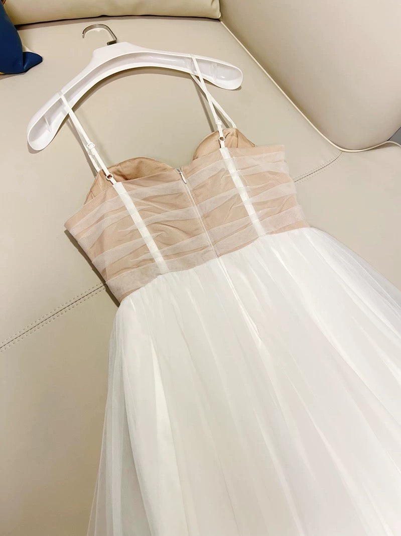 Robe de soirée simple en tulle blanc à bretelles spaghetti et ligne A C2194