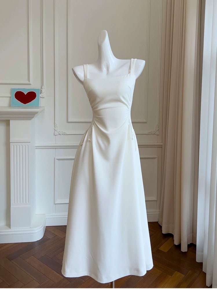 Robe de soirée simple en satin blanc à bretelles trapèze et longueur cheville C2199