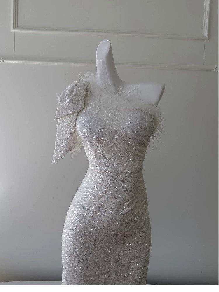 Jolie robe de bal fourreau asymétrique à paillettes fendue, robe de soirée blanche C2216