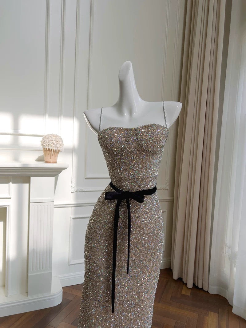 Jolie robe de bal fourreau à bretelles spaghetti en paillettes champagne, robe de soirée formelle C2217