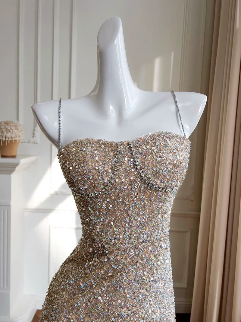 Jolie robe de bal fourreau à bretelles spaghetti en paillettes champagne, robe de soirée formelle C2217