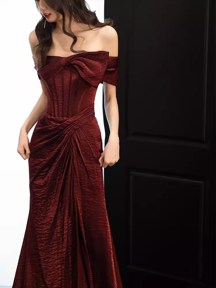 Sirène modeste hors de l'épaule brillant Satin bordeaux longues robes de bal C222