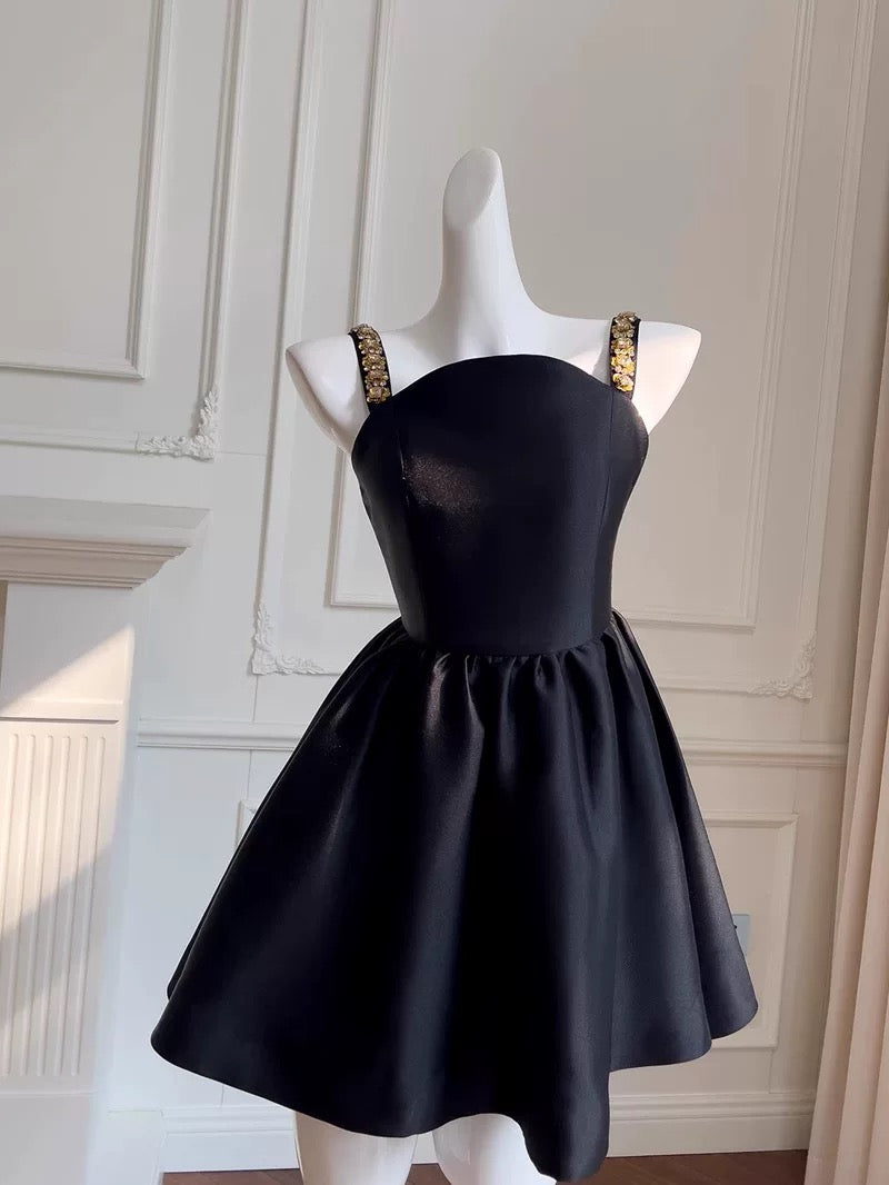 Robe de soirée en satin noir à bretelles spaghetti et ligne A mignonne, tenue d'anniversaire C2235