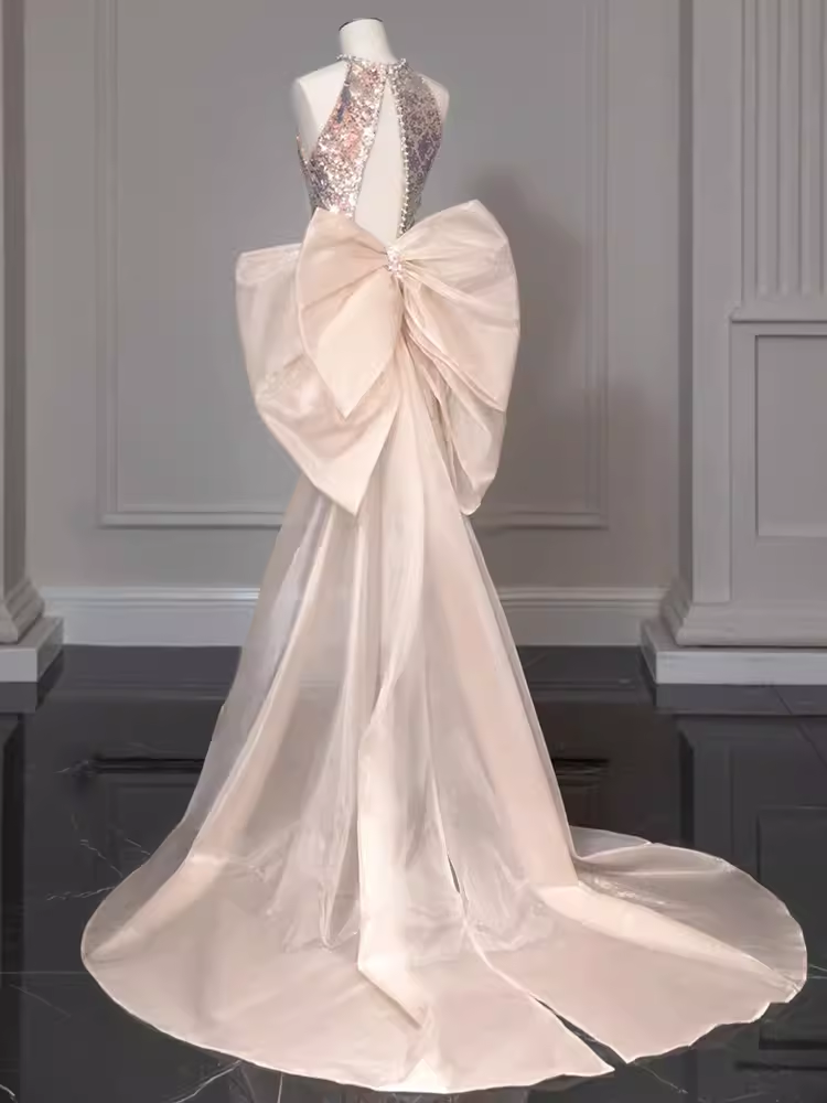 Robes de bal courtes à paillettes gaine modeste C223