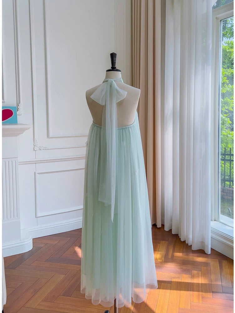 Robe de bal modeste en tulle vert menthe avec licou et ligne A C2263