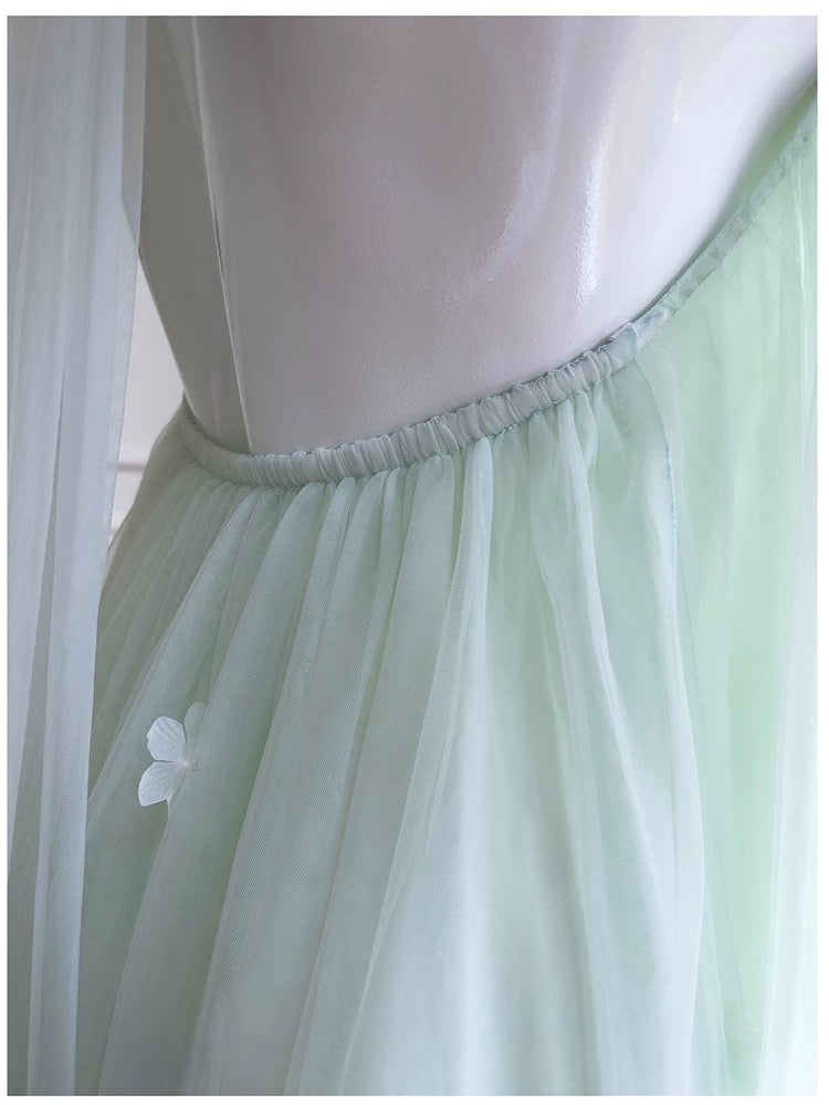 Robe de bal modeste en tulle vert menthe avec licou et ligne A C2263