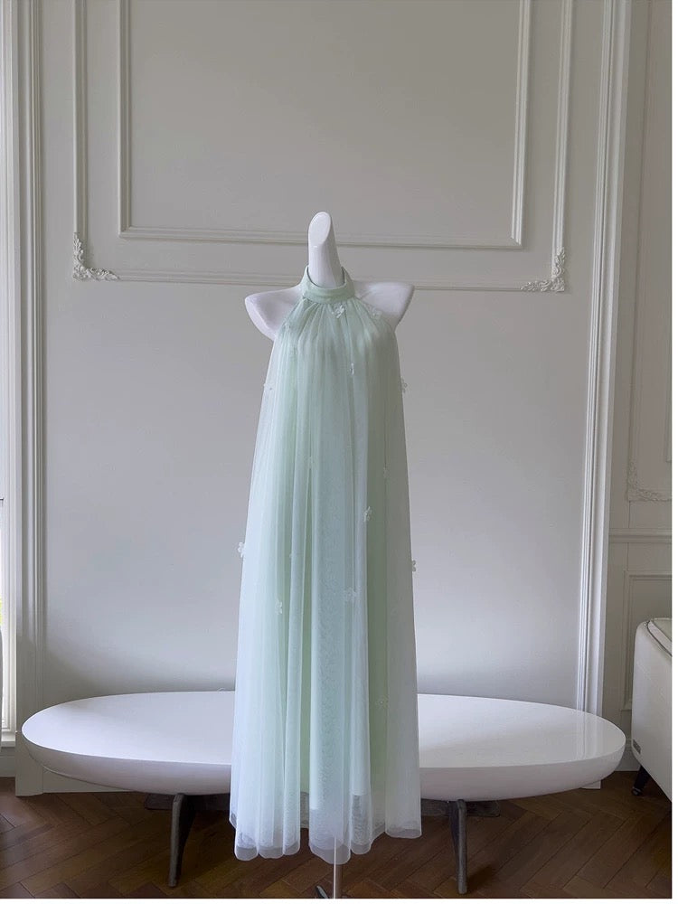 Robe de bal modeste en tulle vert menthe avec licou et ligne A C2263