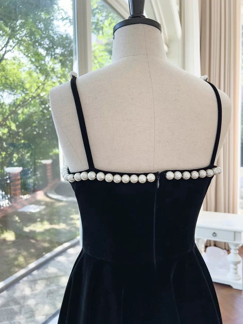 Modest A line Spaghetti Straps Black Velvet Pearls Prom Dress Formal Dresses C2273