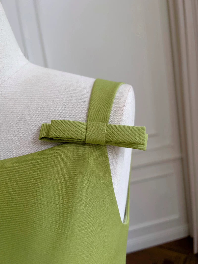 Robe de soirée courte en satin vert à bretelles simples pour 18e anniversaire C2292