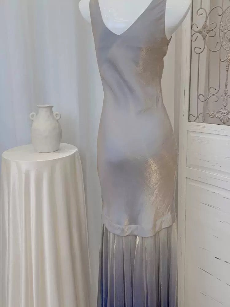 Robe de bal longue en dentelle à volants et à fourreau simple avec ombré et raisin C2302