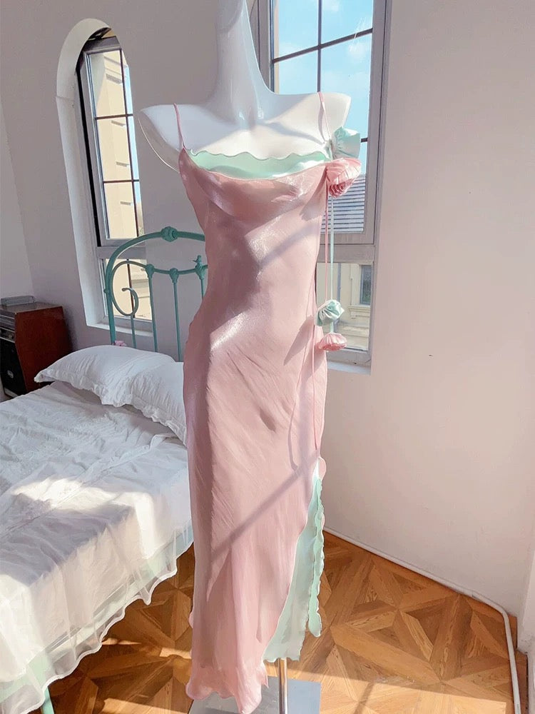 Robe de soirée longue rose à bretelles spaghetti modeste avec gaine et fleurs C2320