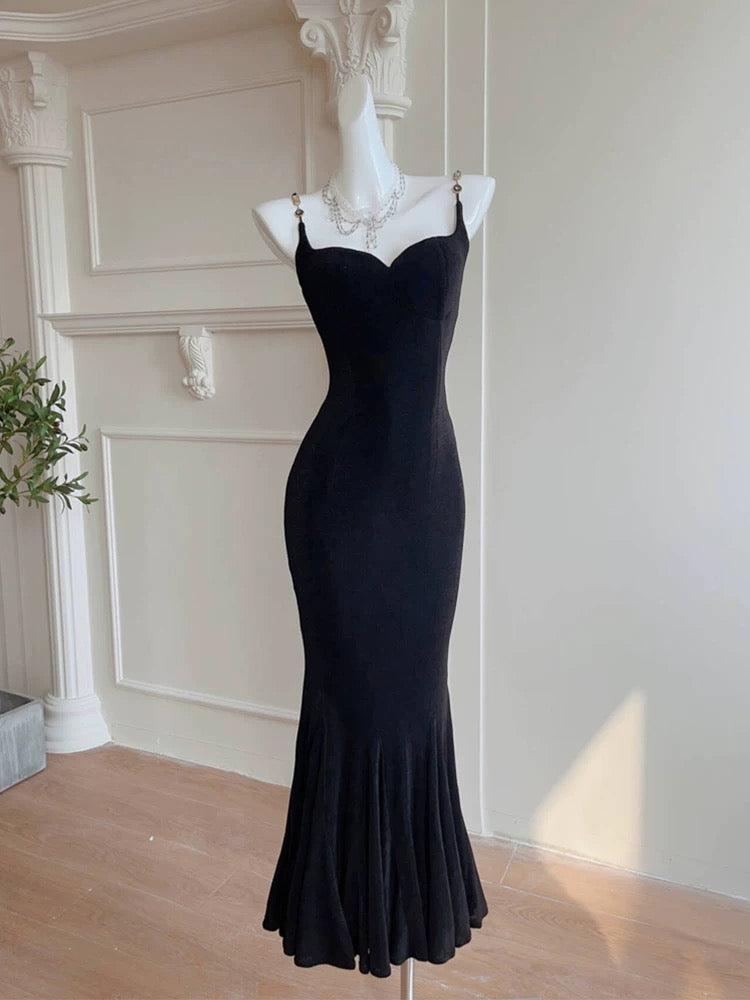 Pretty Sheath Spaghetti Straps Black Long Prom Dresses Evening Dress With Ruffles C2335