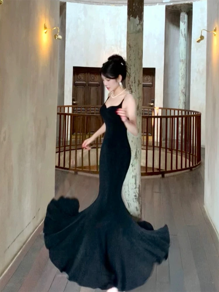 Pretty Sheath Spaghetti Straps Black Long Prom Dresses Evening Dress With Ruffles C2335