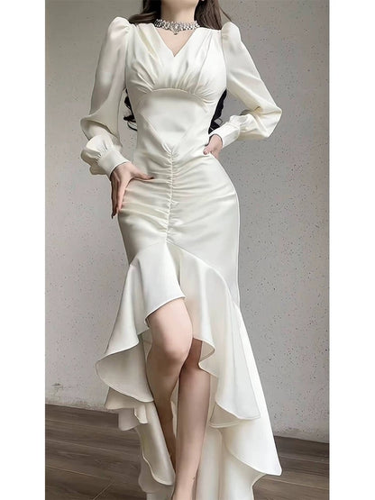 Robe de soirée blanche élégante à décolleté en V et longueur cheville C2424