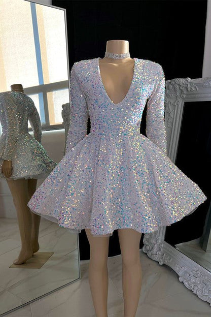 Sparkling V-neck A-line Mini Prom Dress With Beading Homecoming Dresses C2442