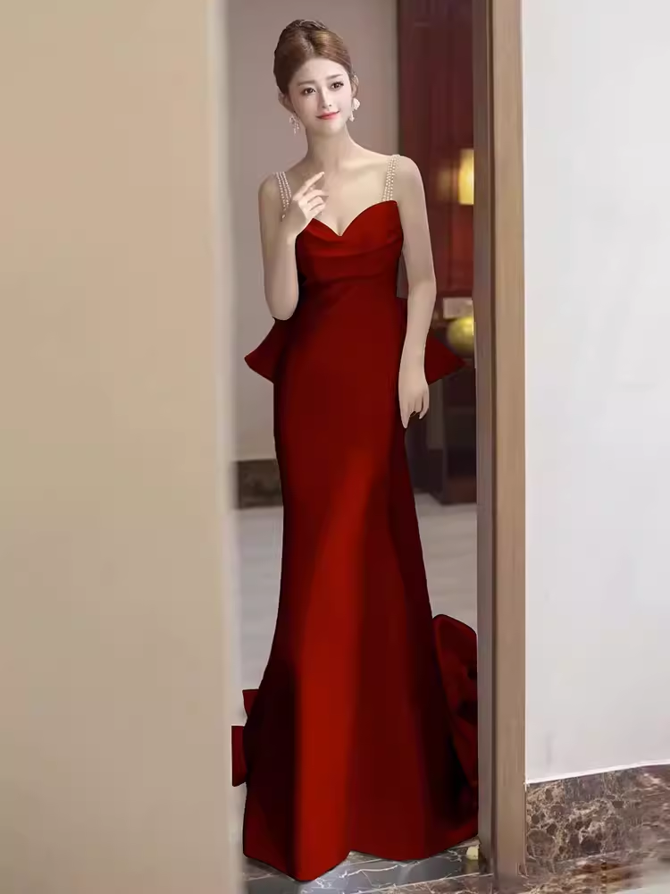 Sexy A Line Straps Red Satin Prom Dresses Long Birthday Outfits C251