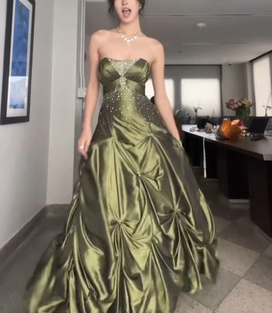 Pretty Ball Gown Strapless Green Satin Long Prom Dresses With Silver Beads C2580