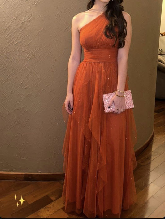 Robe de soirée longue en tulle orange rouille à une épaule et ligne A C2711