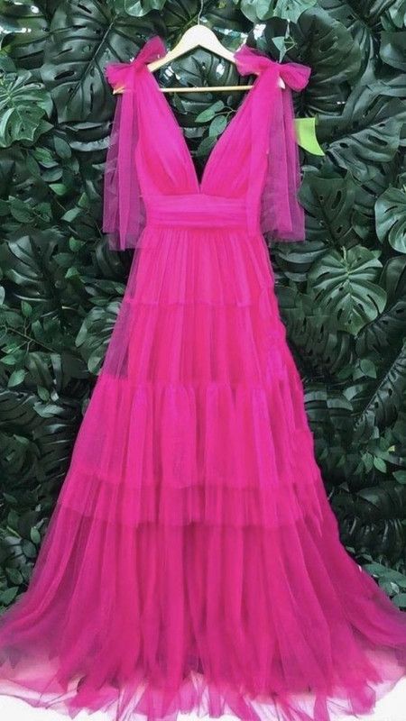 Robe de soirée longue en tulle rose à décolleté en V et ligne A C2716