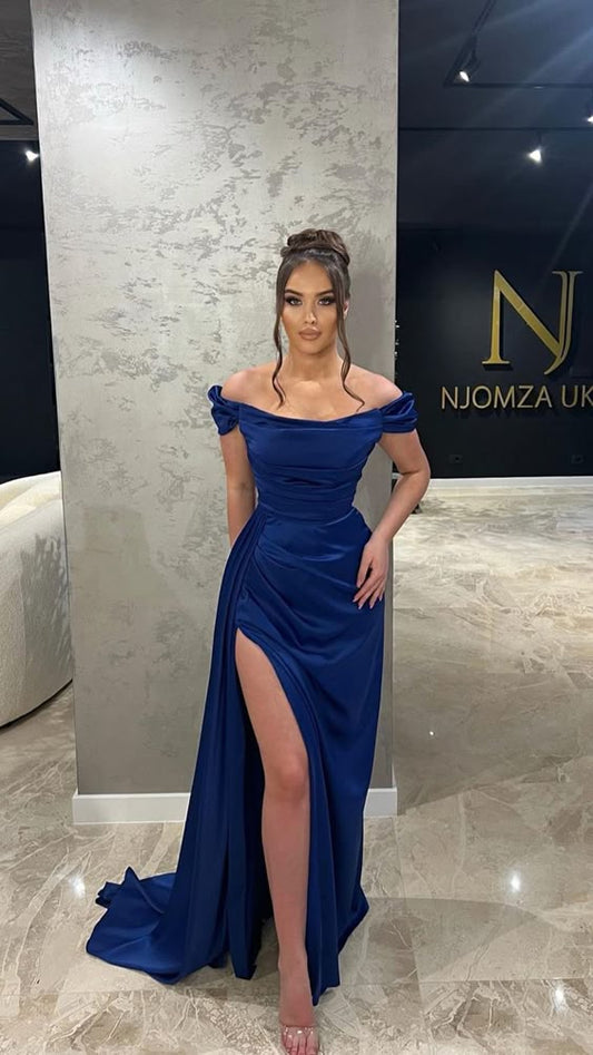 Robe de soirée longue élégante à épaules dénudées et fente bleu royal C2747