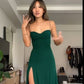 Robe de soirée élégante à bretelles spaghetti en satin vert fendue C2760