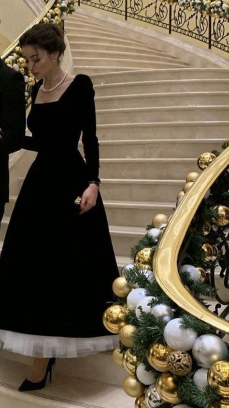 Vintage Ball Gown Square Neckline Black Velvet Knee Length Prom Dresses Long Sleeves Evening Dress C2904